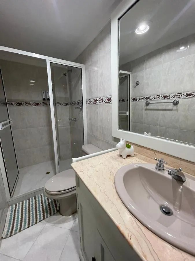 Habitacion Privada Y Hermosa Medellin - Laureles 3 Apartment Homestay