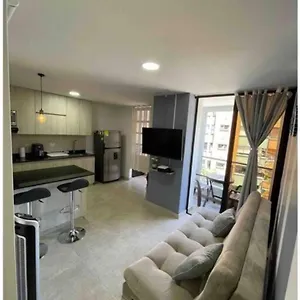  Apartamento Apartamento En Laureles-medellin Cerca A La 70 Amoblado 402